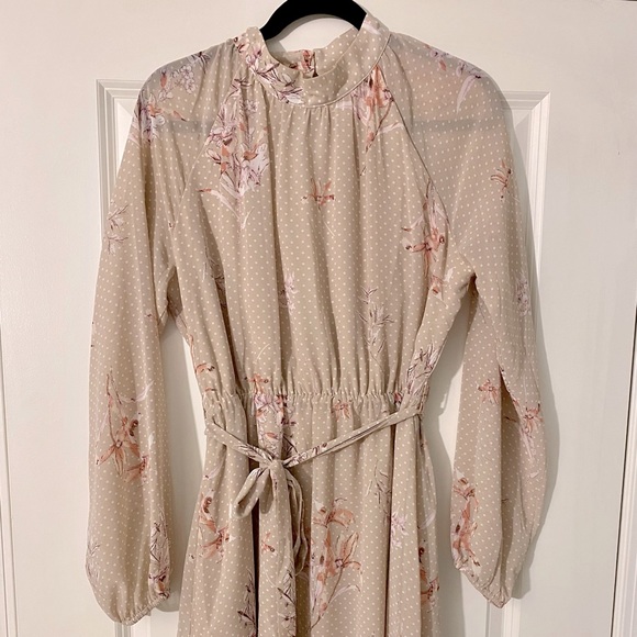 Mauve Floral Long Sleeve Dress, size Large - Picture 1 of 2